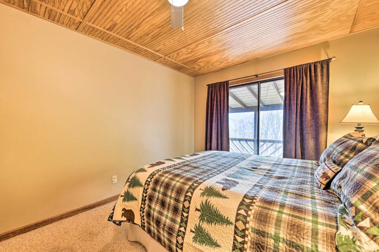 Best Location - Maggie Valley Cabin With Hot Tub! エクステリア 写真