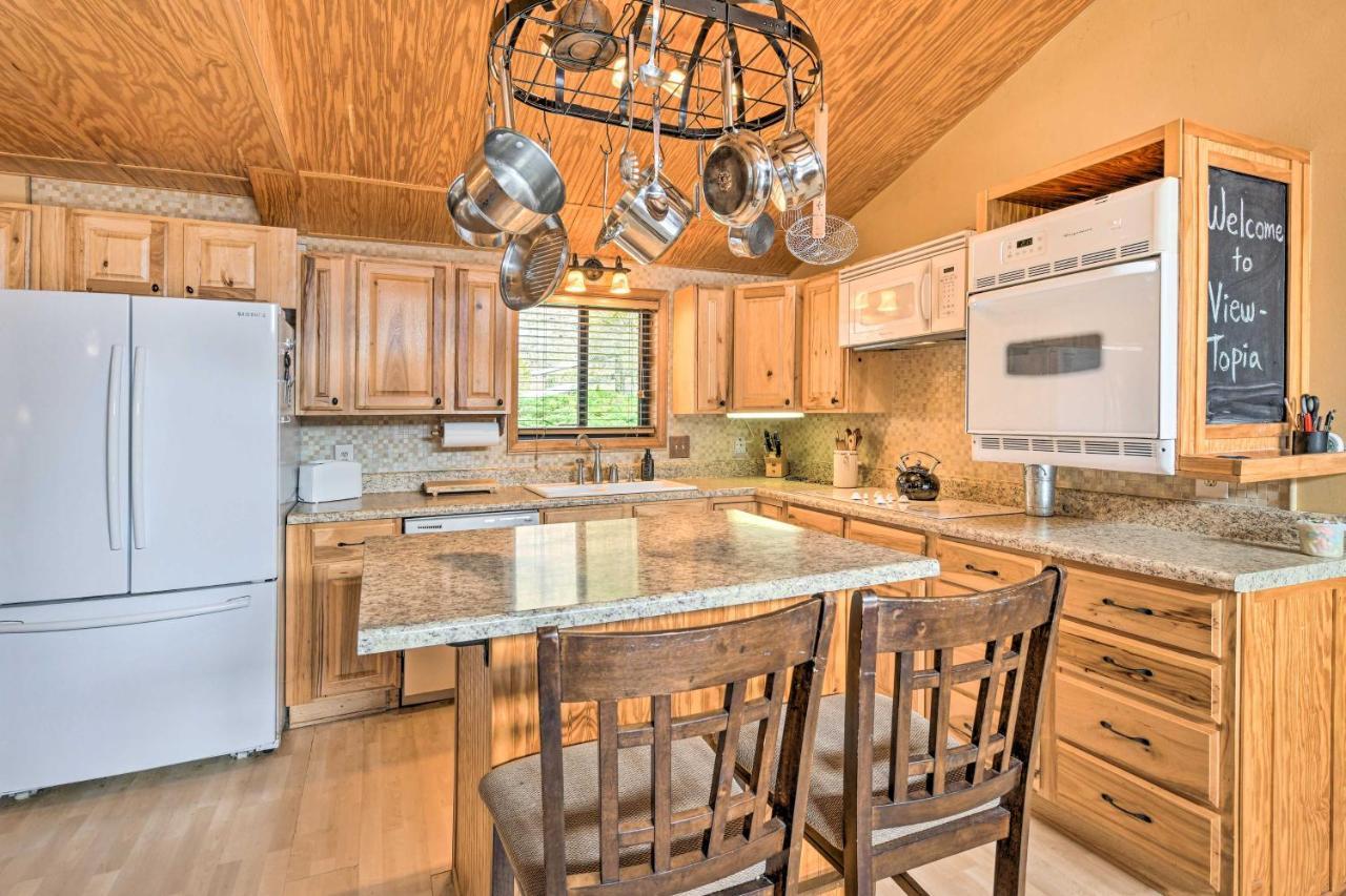 Best Location - Maggie Valley Cabin With Hot Tub! エクステリア 写真