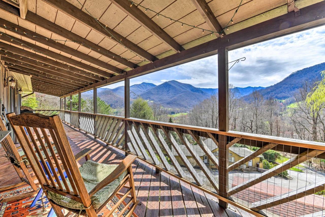 Best Location - Maggie Valley Cabin With Hot Tub! エクステリア 写真